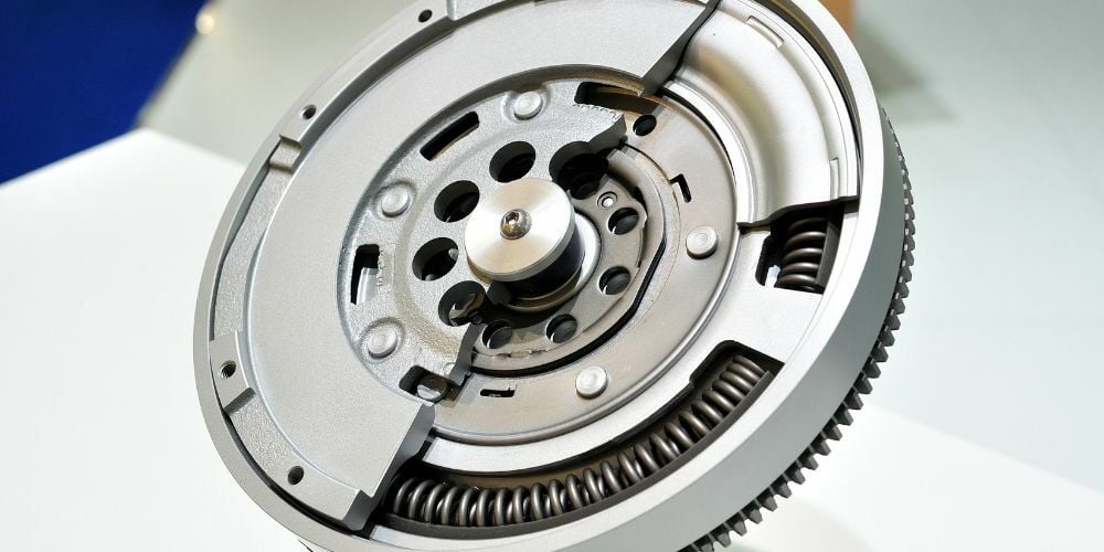 Tırlarda Volant Nedir, Ne İşe Yarar? Nasıl Çalışır ve Arızaları Nelerdir?