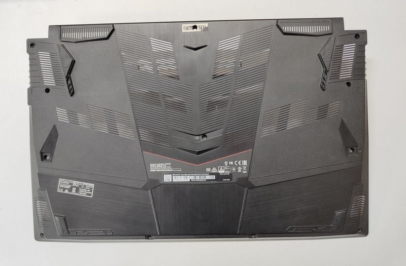 MSI GF75 Orijinal Alt Kasa Ufak Tamirli 3077F1D215TF1