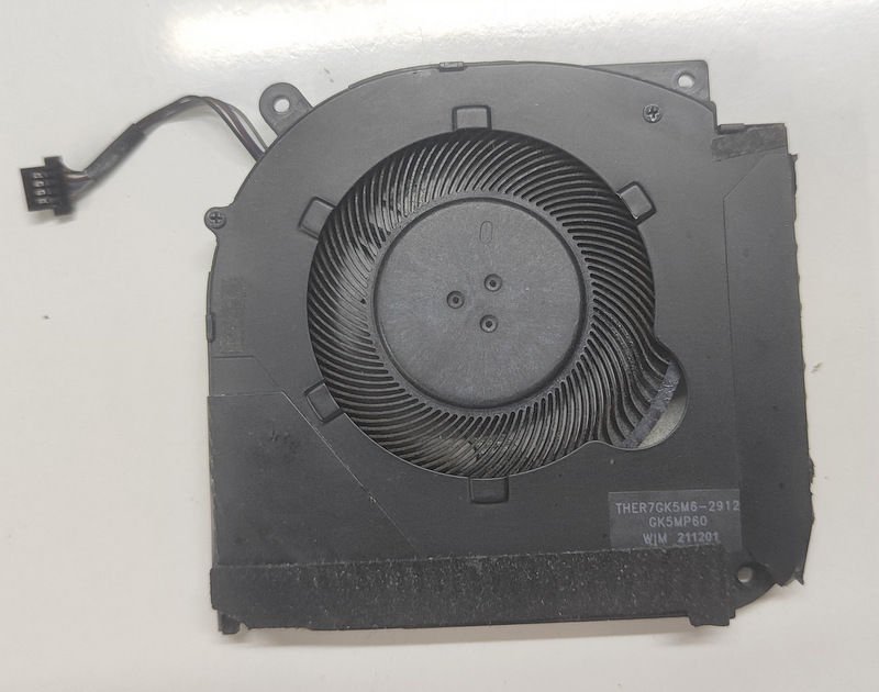 Monster Orijinal Fan 4 Pin THER7GK5M6-2912