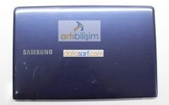 Samsung NP370 NP450 Np370r5e Np450r5e Lcd Cover Çizikler Mevcut