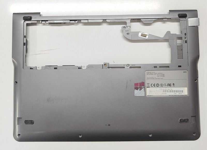 Samsung NP540U3C Orijinal Alt Kasa