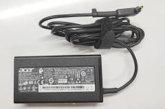 Acer Swift 3 SF315-52 SF315-52G N17P6 Orijinal Adaptör Şarj Cihazı ADP-65VH-F 65 W  3.0*1.1mm