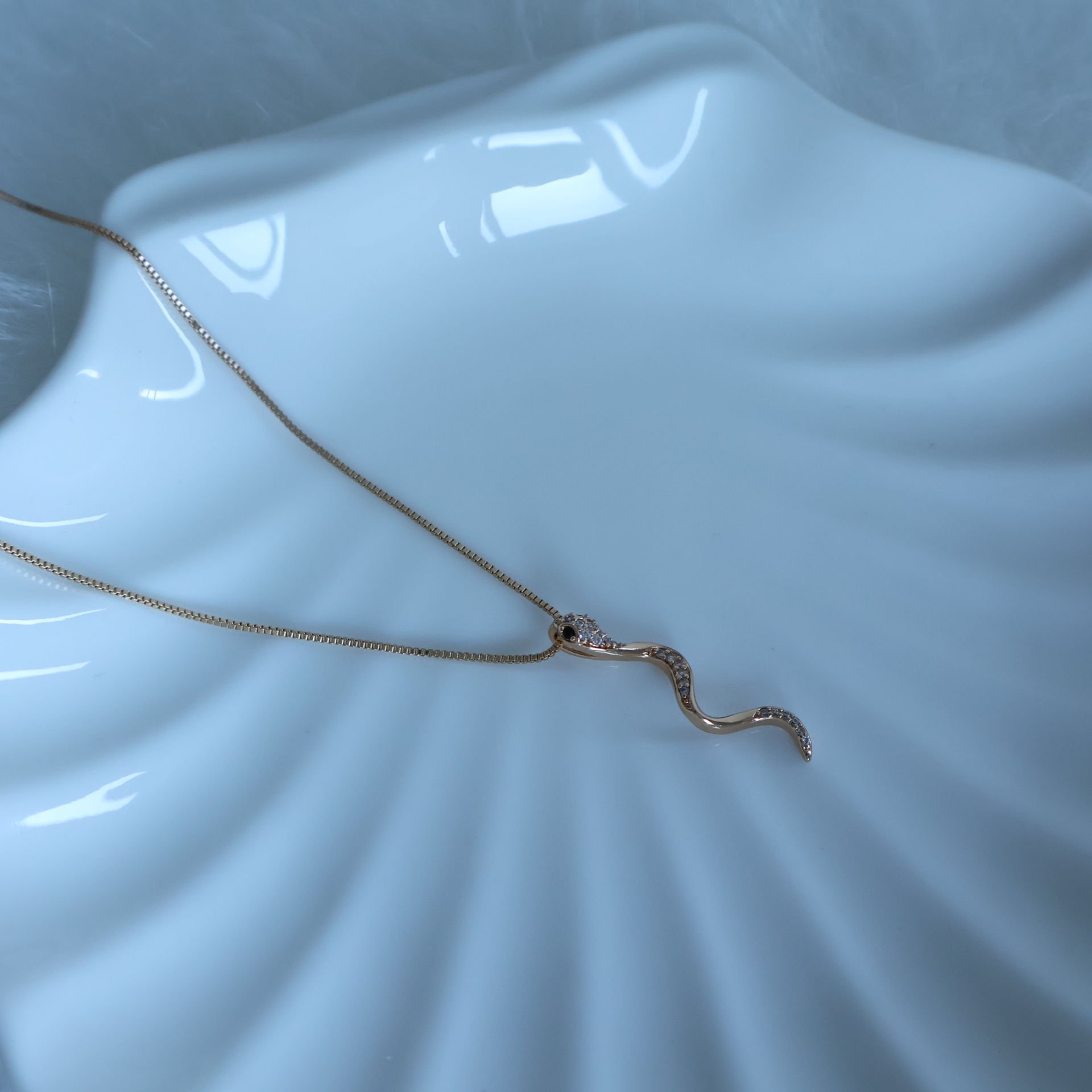 Snake Kolye