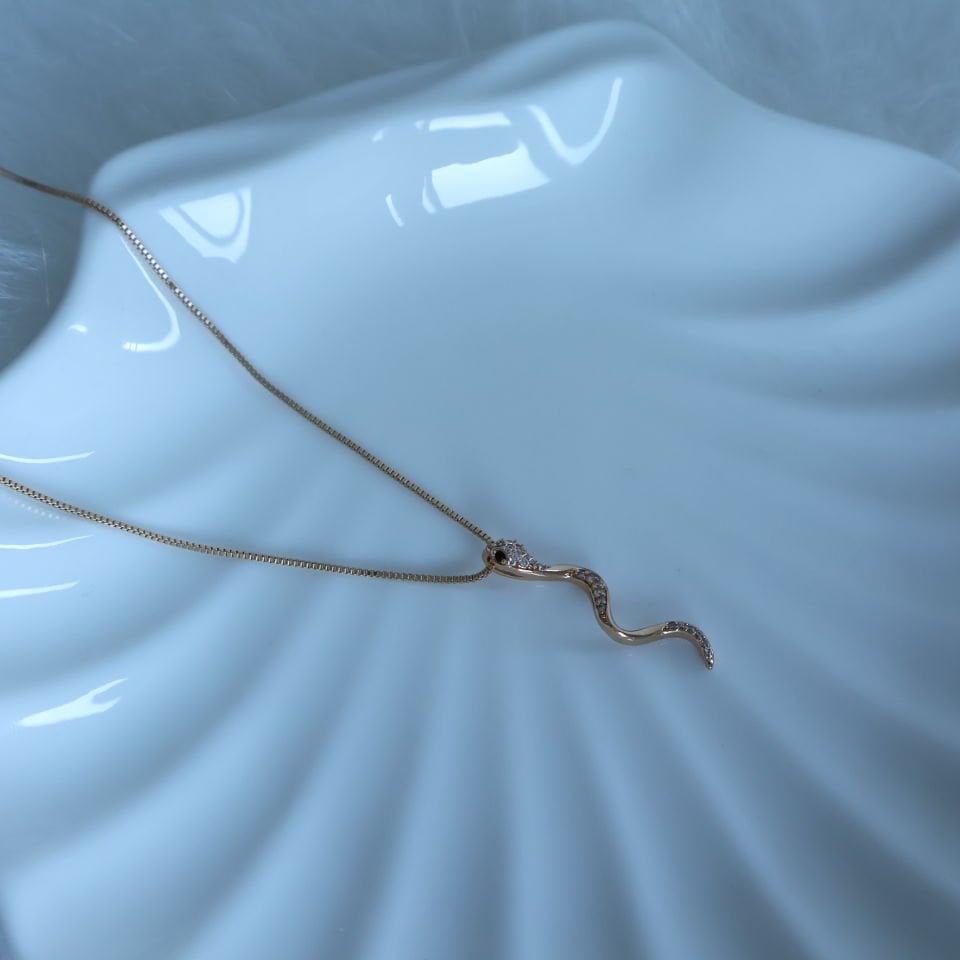 Snake Kolye