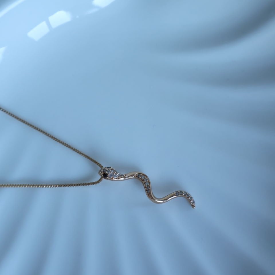 Snake Kolye