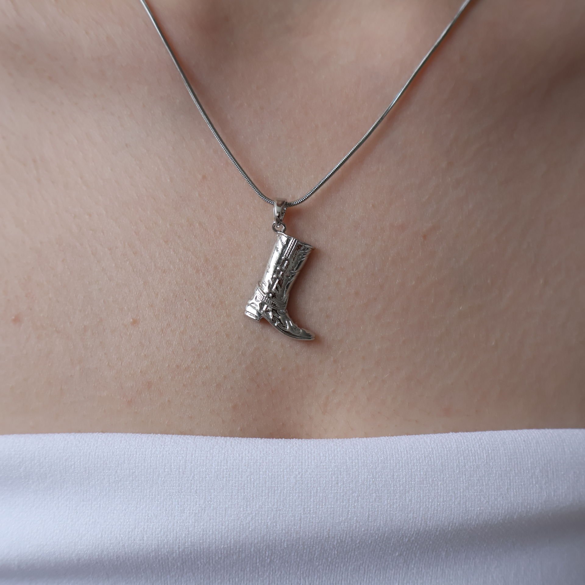 Mini Kovboy Çizme Çelik Kolye Silver