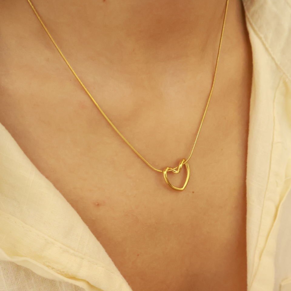 Sarmal Kalp Çelik Kolye 18K Gold