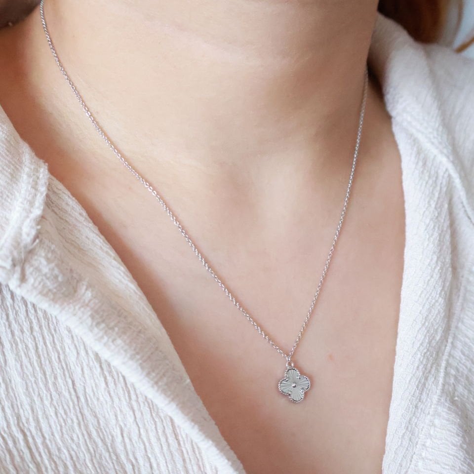 Van Cleef Yonca Kolye Silver
