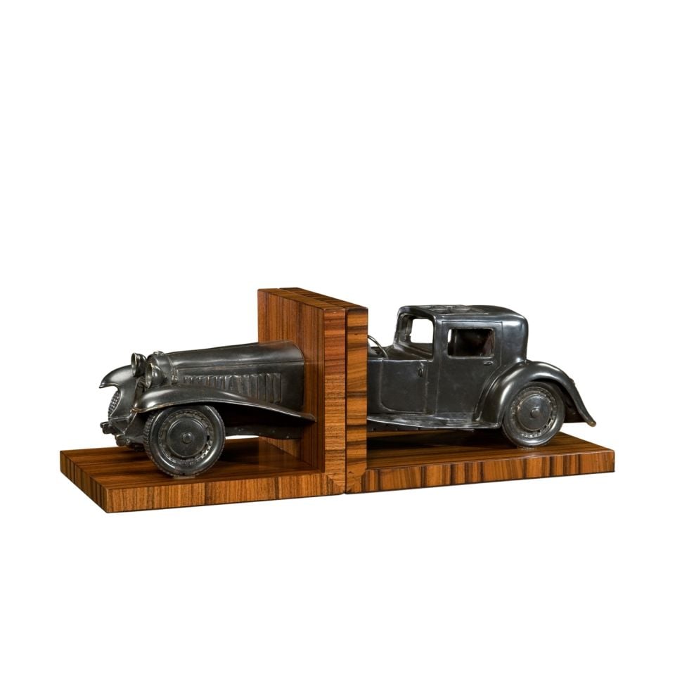 ANTIQUE CAR BOOKEND