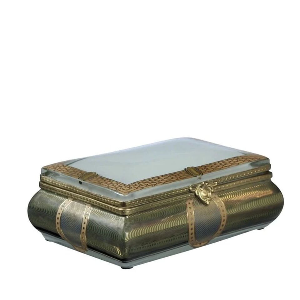 HANDCRAFTED LIDDED BOX