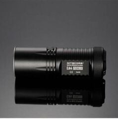 NITECORE EA4 860 LUMEN EL FENERI(4XAA)