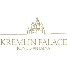 Kremlin Palace Antalya'nın iç mekanlarında estetik klipin tavanlar, modern ve zarif bir atmosfer sunar.