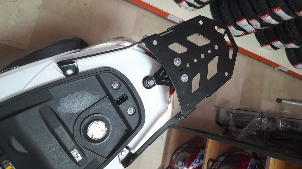 Sym Symphony 125 ve 200 Çanta Demiri