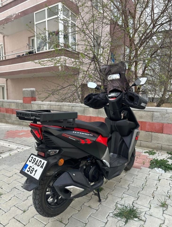 TVS NTORQ KIZAKLI KURYE PAKET ÇANTA  DEMİRİ