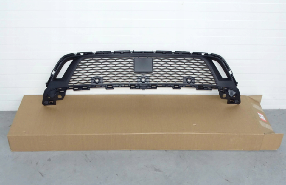 LR140168 - ÖN TAMPON ALT IZGARASI MH (DİSC.SPORT) - Land Rover