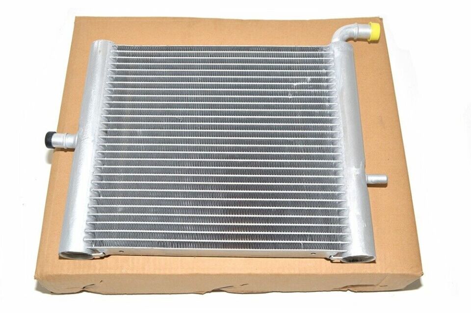 LR181521 - RADYATÖR/DAVLUMBAZ İÇİ (3.0 V6) - Land Rover