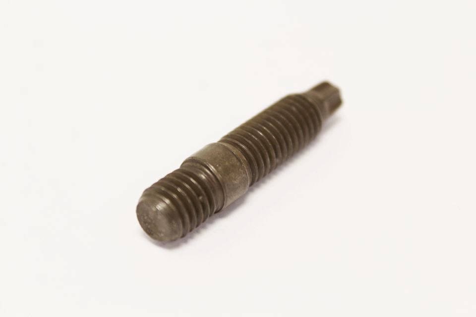 LR113358G - MANİFOLD BORU SAPLAMASI (2.7/3.0/3.6/RRS/VOGUE) - Oem