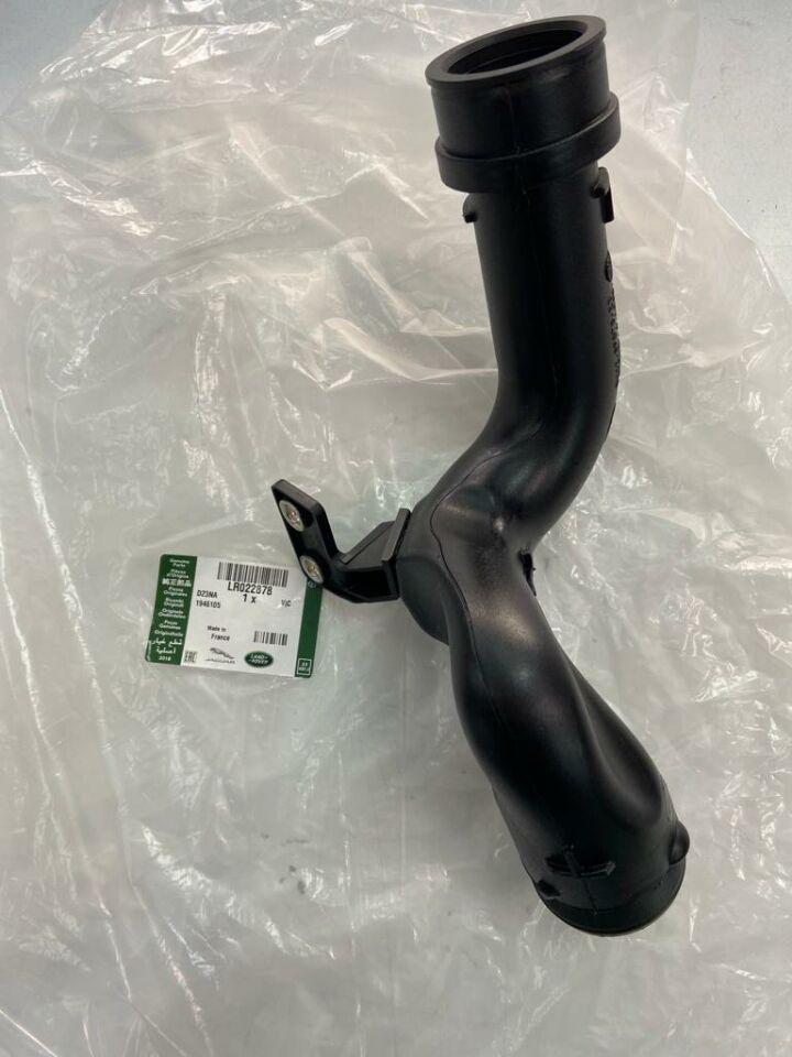 LR022878 - HAVA KANAL HORTUM SOL (4.4L V8 DZL/VOGUE) - Land Rover