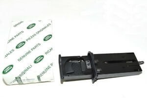 FBD000025PUY - TORPİDO YAN BARDAKLIK (3.0/4.4) - Land Rover