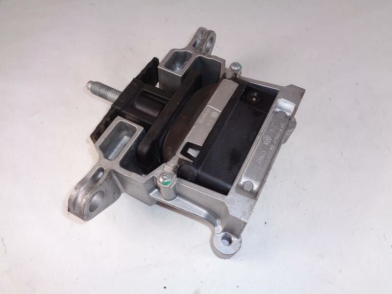 LR128245 - MOTOR KULAĞI (NEW EVOQUE/DİSCO-SPORT) - Land Rover