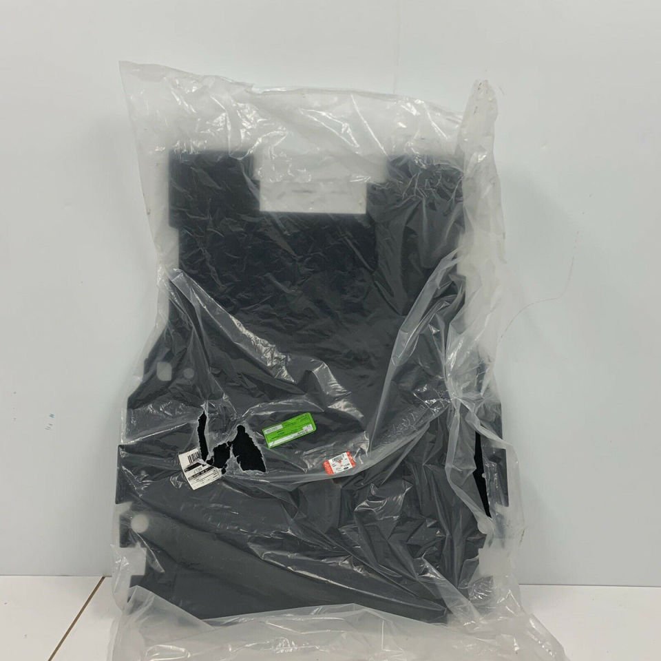 LR135638 - MOTOR ALT MUHAFAZASI (NEW EVOQUE/DİSCO-SPORT) - Land Rover
