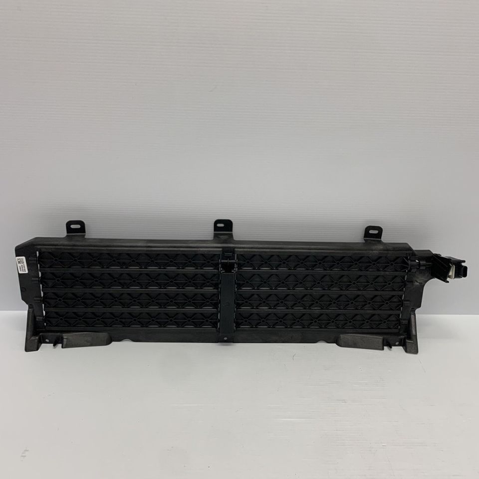 523123486 - ÖN TAMPON HAVA DEFLEKTÖRÜ ÜST (NEW EVOQUE 19>) - Land Rover