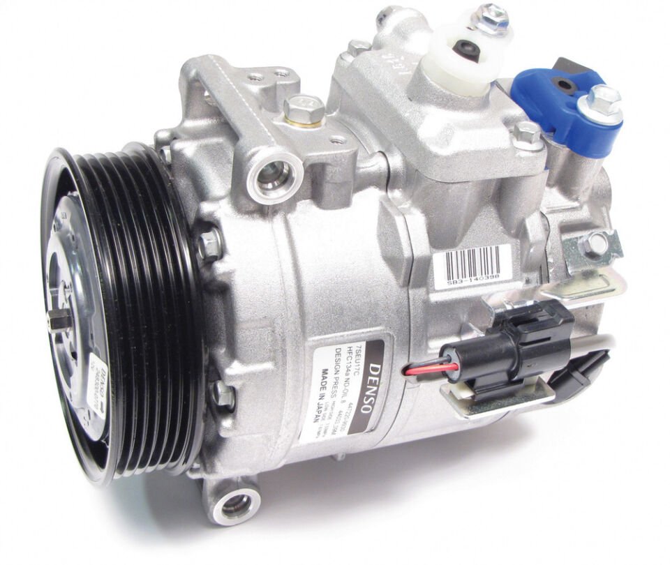 LR012593 - A/C KOMPRESÖR (4.2/4.4/SPORT) - Denso