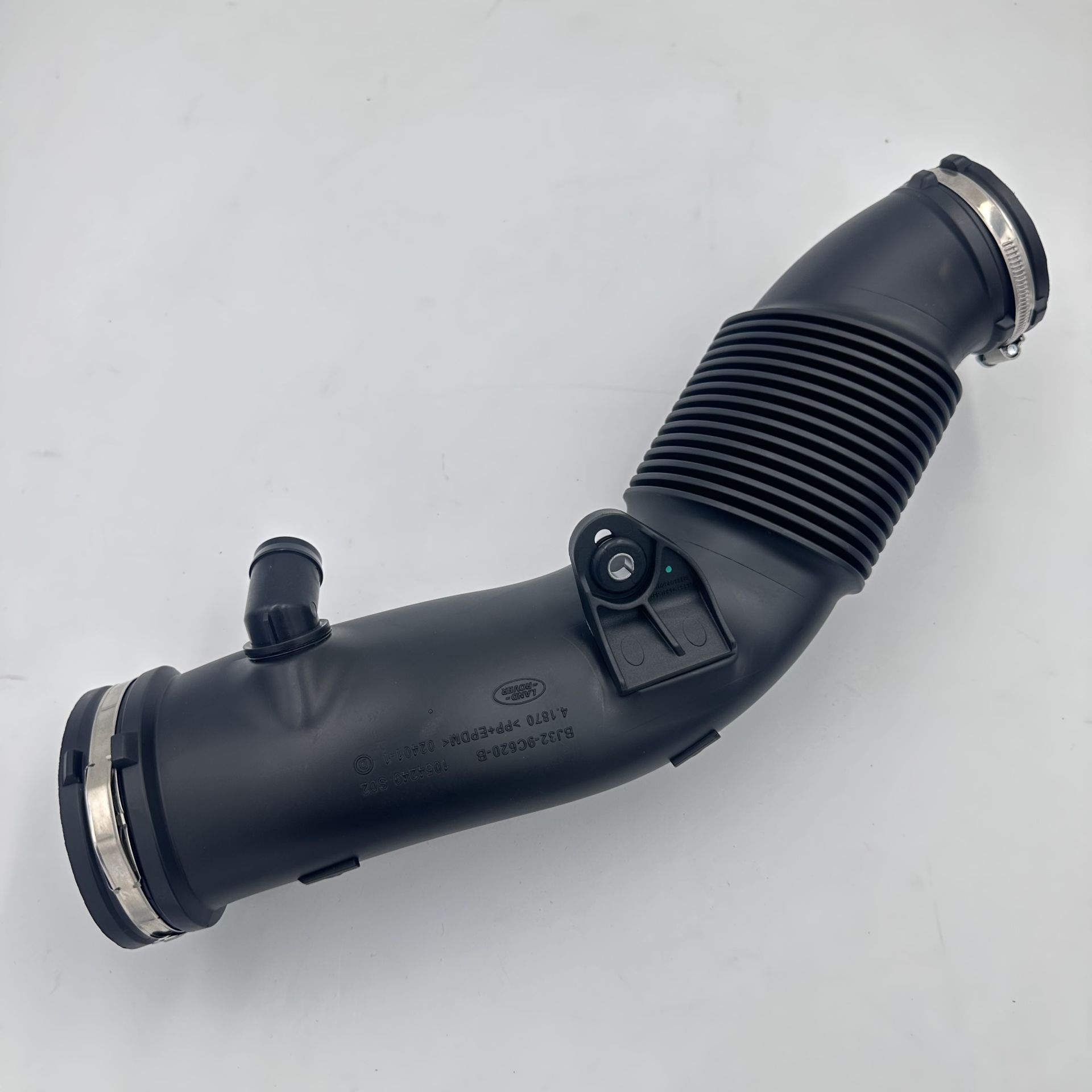 LR024307 - TURBO HAVA BORUSU 2.0L BNZ. (EVOQUE/DİSC.SPORT) - Land Rover