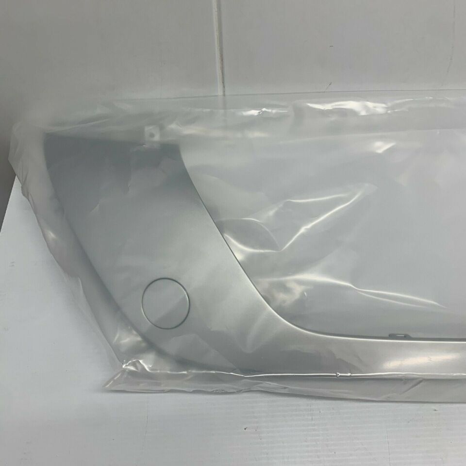 LR093572 - ARKA TAMPON EGZOZ DIŞ KAPAK (VELAR) - Land Rover