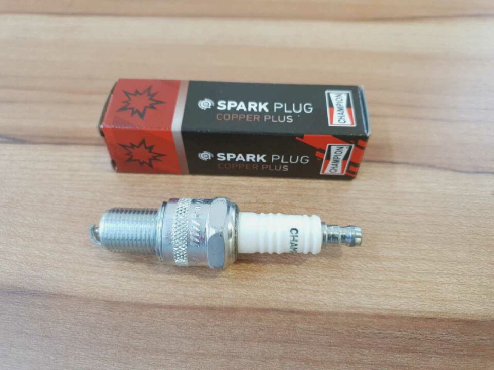 ERR3799 - BUJİ (4.6/V8) - Denso