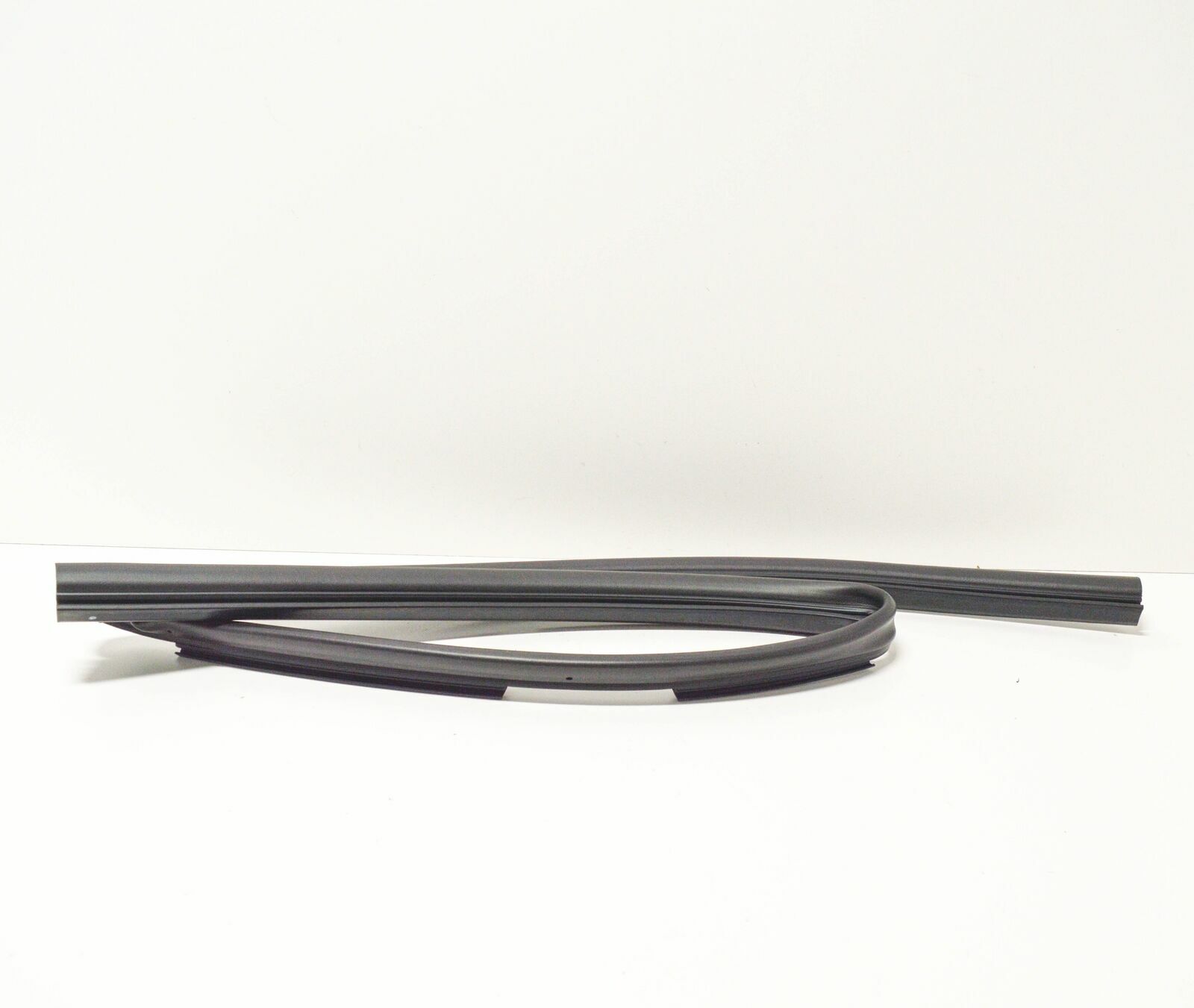 LR039085 - KAPUT LASTİĞİ 3.0L V6 (SPORT/VOGUE) - Land Rover