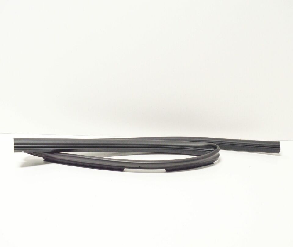 LR039085 - KAPUT LASTİĞİ 3.0L V6 (SPORT/VOGUE) - Land Rover