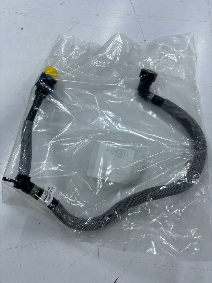 LR087241 - MAZOT GERİ DÖNÜŞ HORTUMU 2.0 DZL.(NEW DEF./DİSCO-5/VELAR) - Land Rover
