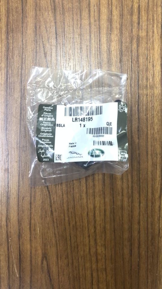 LR151581 - REZERVUAR KAPAK 3.0 DZL/4.4L BNZ (NEW VOGUE>22) - Land Rover