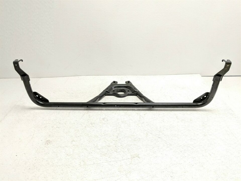 LR187239 - ÖN RADYATÖR ALT MUHAFAZA DEMİRİ (VELAR) - Land Rover