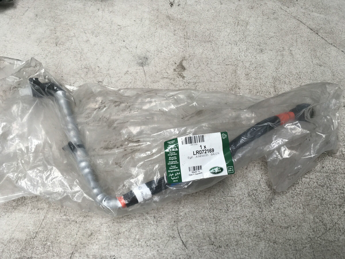 LR072169 - MAZOT FİLTRE HORTUMU (2.0/DZL./DİSCO-SPORT/EVOQUE) - Land Rover