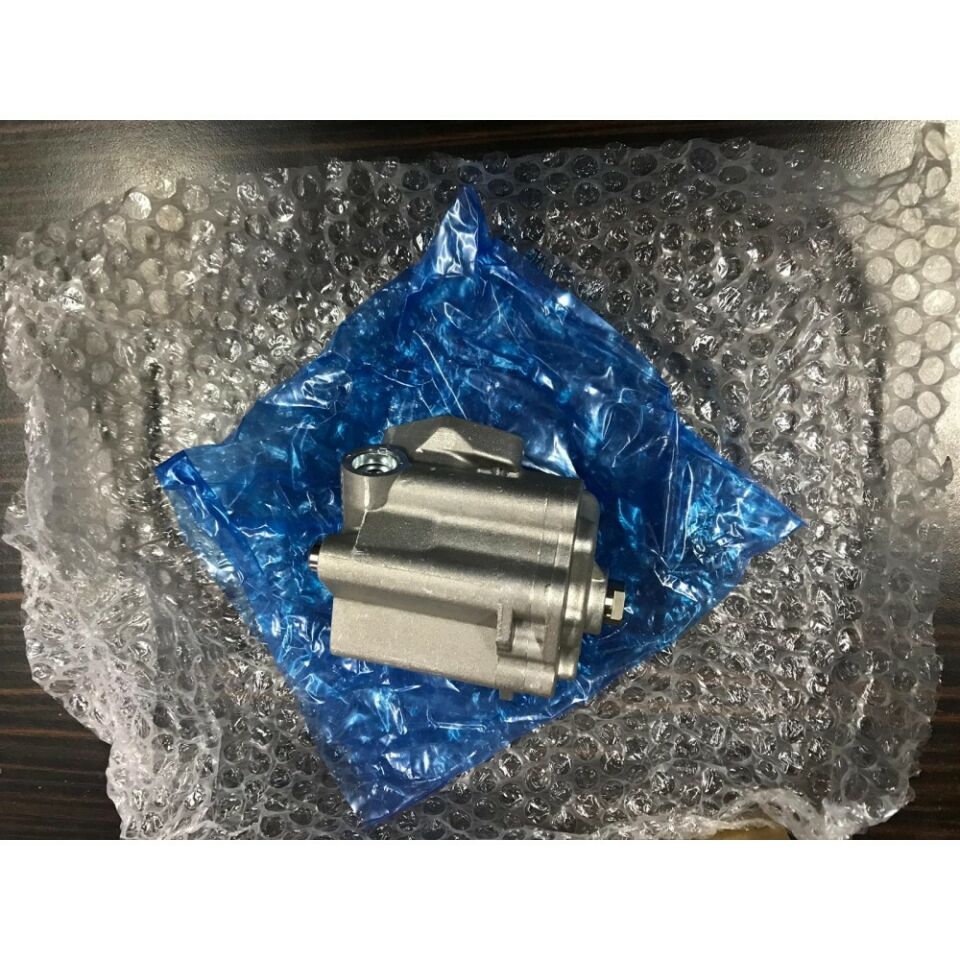 LR057189G - YAĞ POMPASI (2.0L/EVOQUE/DİSCO5) - Fomoco