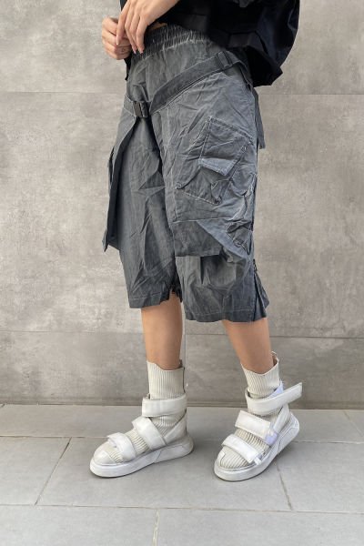Kemerli Tasarım Oversize Fermuarlı Kapri Şalvar