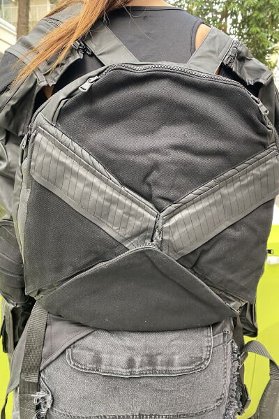 Tasarım Kollu Unisex Sırt Çantası