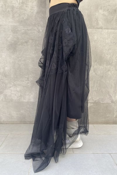 Tüllü Nakışlı Tasarım Oversize Etek