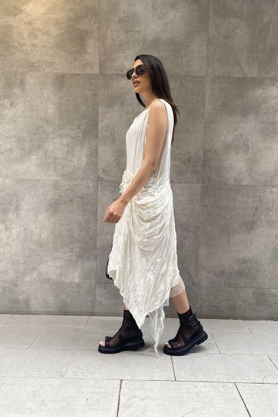 Crinkle Dokulu Askılı Uzun Oversize Elbise