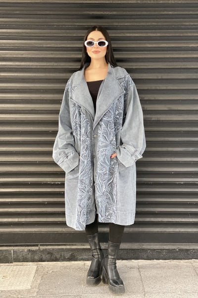 Nakışlı Tasarım Oversize Trençkot