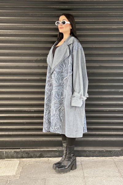 Nakışlı Tasarım Oversize Trençkot