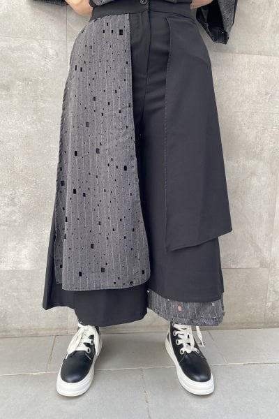 Delikli Kumaş Tasarım Oversize Pantolon