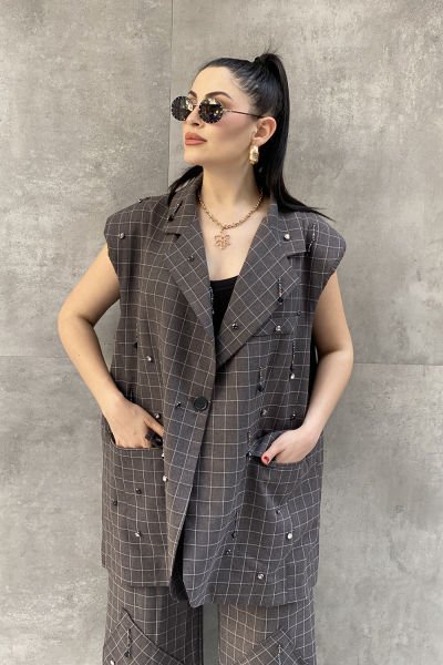 Tasarım Oversize Aksesuarlı Kareli Yelek