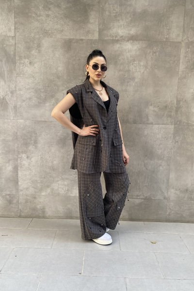 Tasarım Oversize Aksesuarlı Kareli Pantolon
