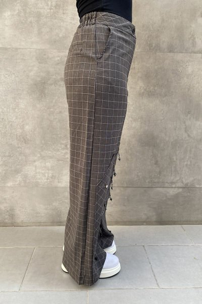 Tasarım Oversize Aksesuarlı Kareli Pantolon