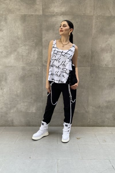 Dantelli Tasarım Yazılı Oversize Askılı Bluz
