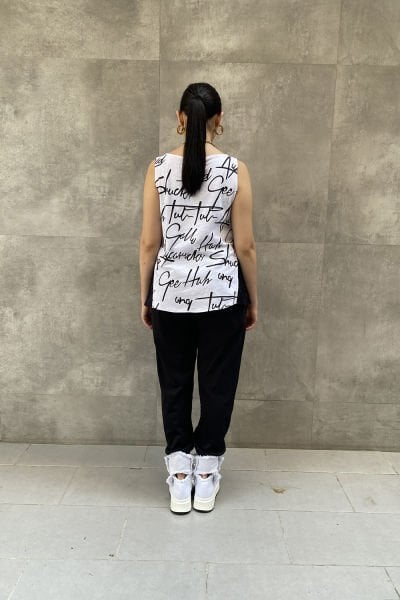 Dantelli Tasarım Yazılı Oversize Askılı Bluz