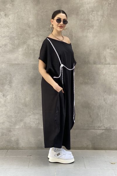 Şerit Aksesuarlı Tasarım Oversize Elbise